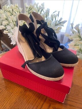 Kelly & Katie Black Espadrille Wedge Tie-Up Sandals